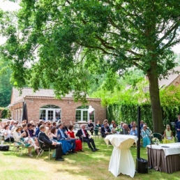 Trouwambtenaar Aartselaar  (BE) Ceremoniespreker Karolien