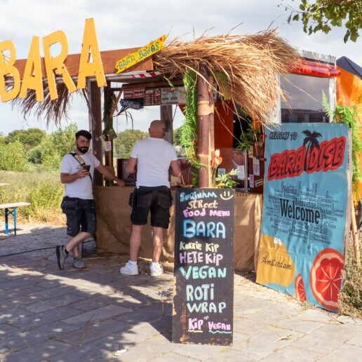 Food truck Amsterdam  (NL) Welcome to Baradise