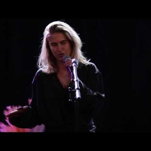 Julia de Koning | Acoustic Soul & Pop