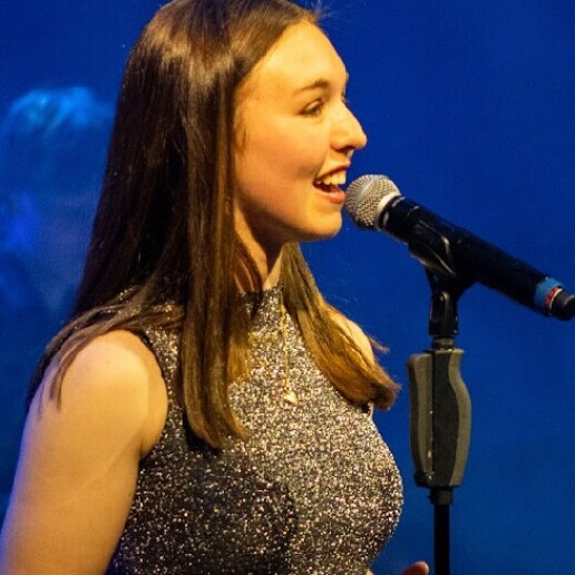 Singer (female) Waalwijk  (NL) Lona Vida | Singer