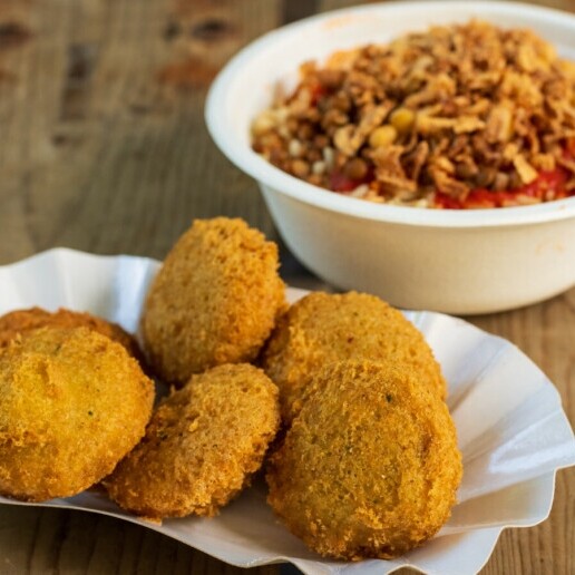 Foodtruck IJmuiden  (NL) Cairo Cravings - Vegan Foodtruck