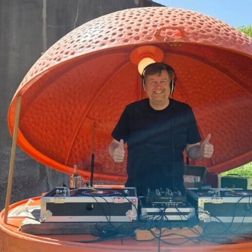 DJ Max Laadvermogen