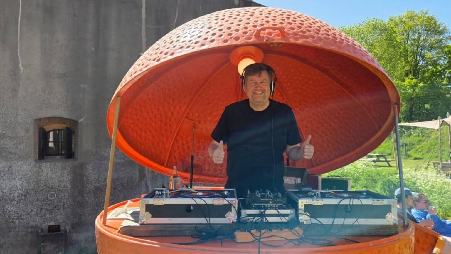 DJ Max Laadvermogen