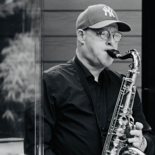 Saxophonist Koog aan de Zaan  (NL) Saxophonist Robert