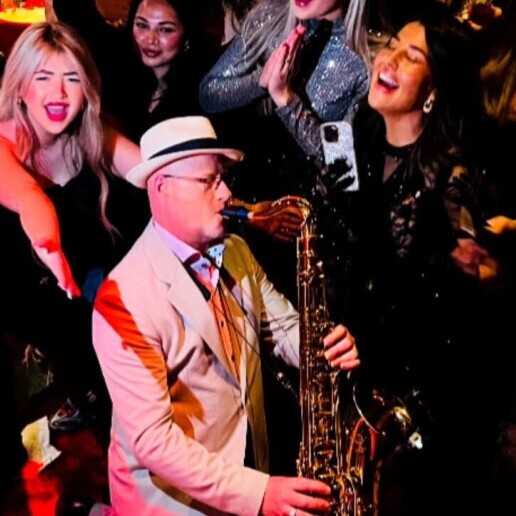 Saxofonist Koog aan de Zaan  (NL) Receptie Saxofonist Robert