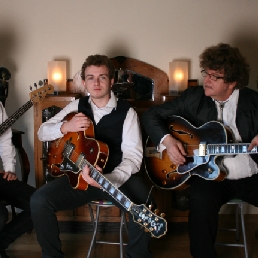 Trio Swingingguitars