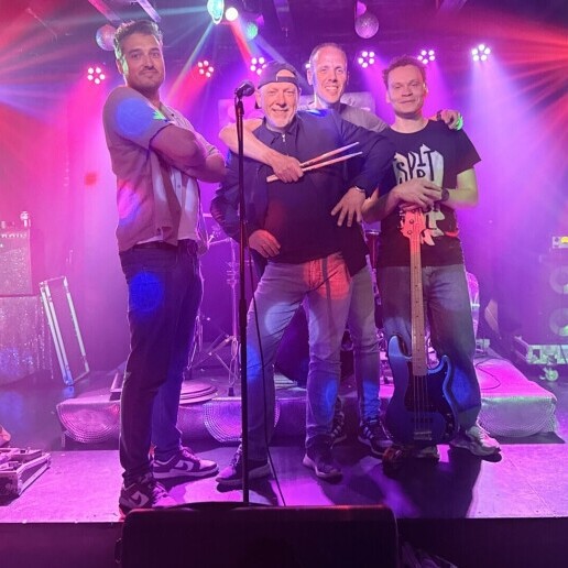 Band Barendrecht  (NL) Coverband NO EXCUSE