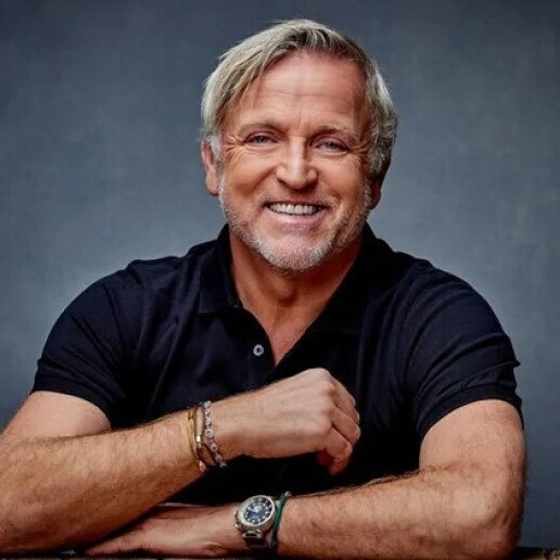 Speaker Amsterdam  (NL) Speaker Gordon Heuckeroth