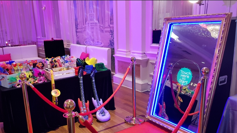 Magic Mirror photo booth