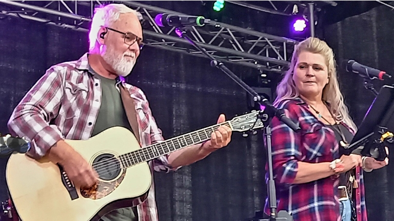 Singing duo Aart&Harriette ( Allround)