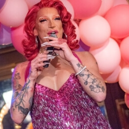 Drag Queen Bingo DeeDee - zakelijk