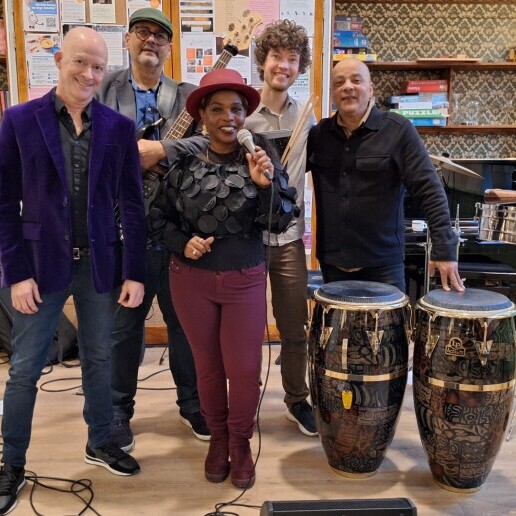 Band Amsterdam  (NL) Sonora Holanda (Salsa, Cha-Cha en Mambo)