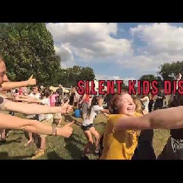 De Silent Disco Fever Show 3 kanalen