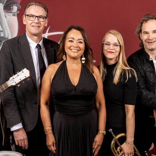 Band Hengelo  (Overijssel)(NL) Helen Music, jazzy-soul-latin-pop band,