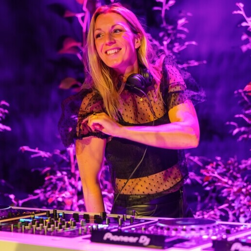 DJ Amsterdam  (NL) Female Fusion (Female DJ concept)