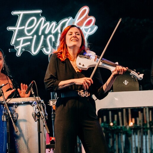 DJ Amsterdam  (NL) Female Fusion - (DJ + 2 live musicians)