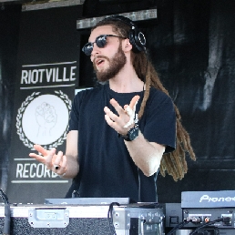 Dread Pitt (DJ)