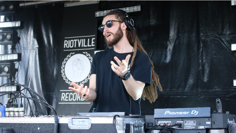 Dread Pitt (DJ)