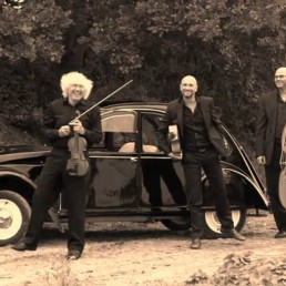 2CV Gypsy Jazz