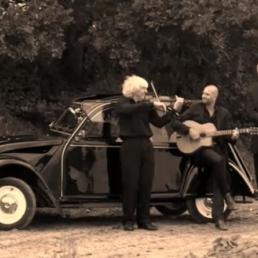 2CV Gypsy Jazz