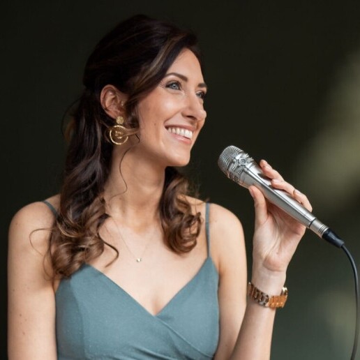 Singer (female) Weert  (NL) Wedding singer Kitty Becker