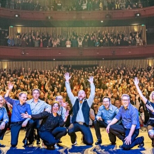 Band Helmond  (NL) Neil Diamond Memories Tribute Showband