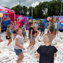 Schuimparty met KidzDJ Blijwin