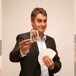 Magician Haarlem  (NL) Louis Baerts - Table Magic