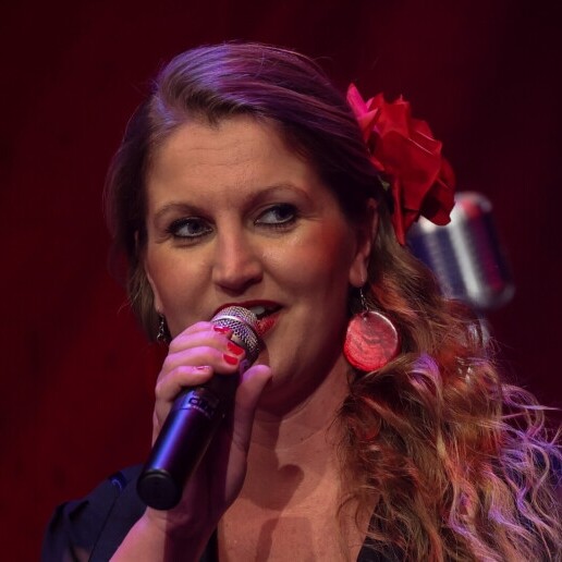 Zangeres Borger  (NL) Nelleke Honning (professional singer)