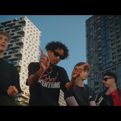 Zanger Tilburg  (NL) Longboi