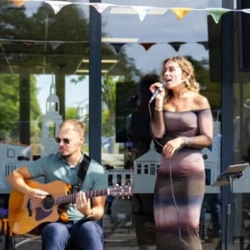 Zangeres Breda  (NL) Coverduo | Kim & Daan
