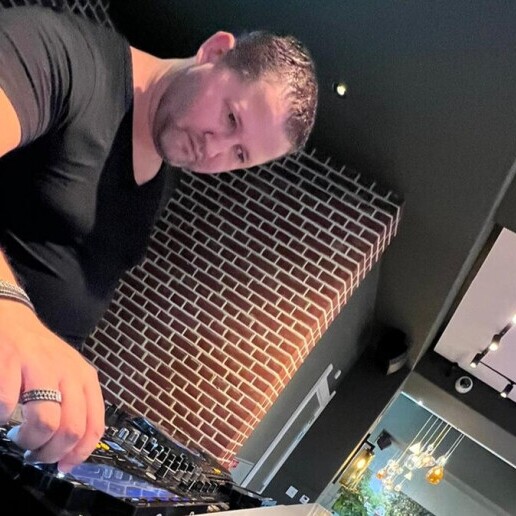 DJ Roosendaal  (NL) DJ La Musica