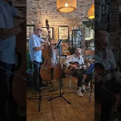 Zanger Nieuwegein  (NL) Hans zingt Amsterdam! Mokumse Nostalgie!