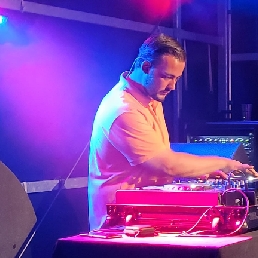 DJ Damian (1uur)