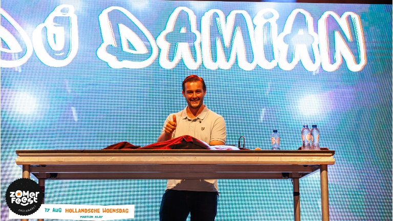 DJ Damian (1uur)