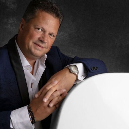 Pianist Heenvliet  (NL) Hugo Franks | Golden Oldies PianoShow