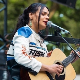 Singer (female) Amsterdam  (NL) Maya Shanti