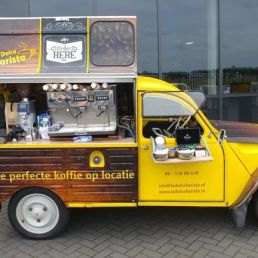 Barista Hengelo  (Overijssel)(NL) Coffee-Ducks on location, La Dolce Barista