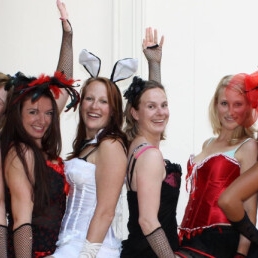 Burlesque workshop met kleding!