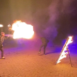 Unique fire show!