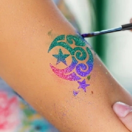 Glittertattoo