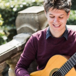 Guitarist Sint Pancras  (NL) Acoustic guitarist - Martijn Buijnsters