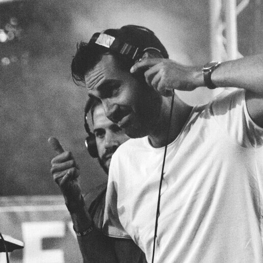 DJ Dongjum  (NL) LLout