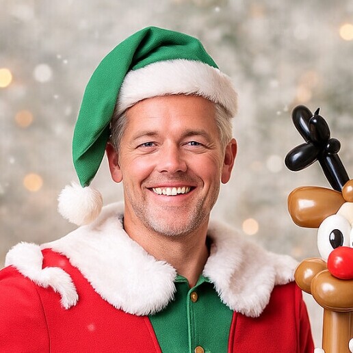 Ballon artiest Neede  (NL) Ballonen kerstelf of kerstman