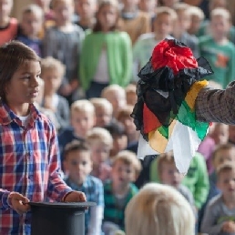 Kindervoorstelling Borger  (NL) Goochelshow Lange Jan de Trucjesman