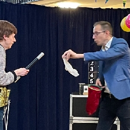 Magician Leek  (NL) Magic show for healthcare(lay gr.)