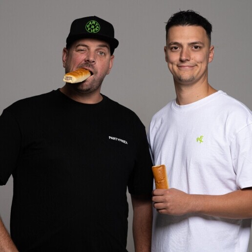 DJ Eindhoven  (NL) PartyfrieX