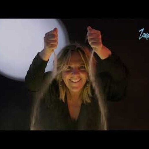 Artist Haarlem  (NL) Sandartist / Sand magician