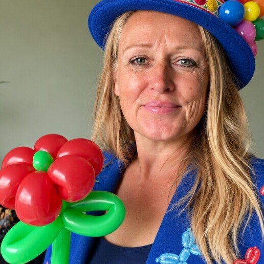Ballon artiest Voorschoten  (NL) Ballonnen Feest met Bloony