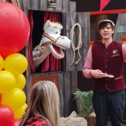 Kindervoorstelling Culemborg  (NL) Sinterklaas Voorprogramma met Ozosnel